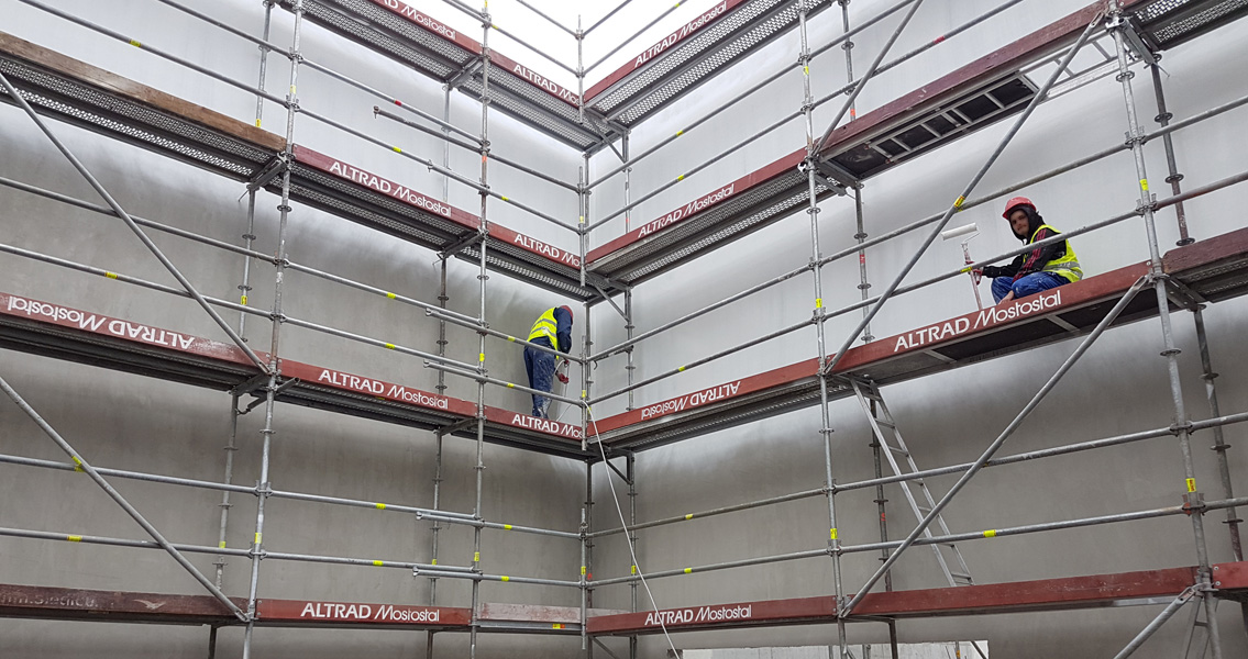 The flagship Mlekovita II project: The walls and ceilings of this ultra-modern milk powder factory are protected with the high-performance coating Emcephob LE.