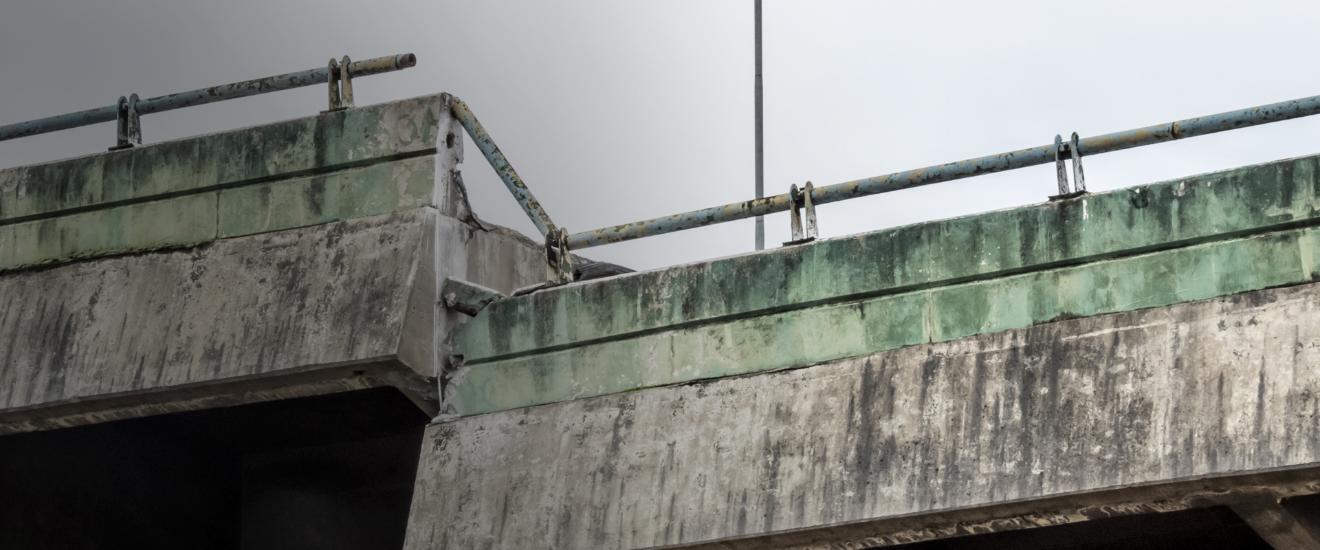 Repair instead of demolition of the Jaguaré Bridge in São Paulo  / © AdobeStock/ALF_Ribeiro